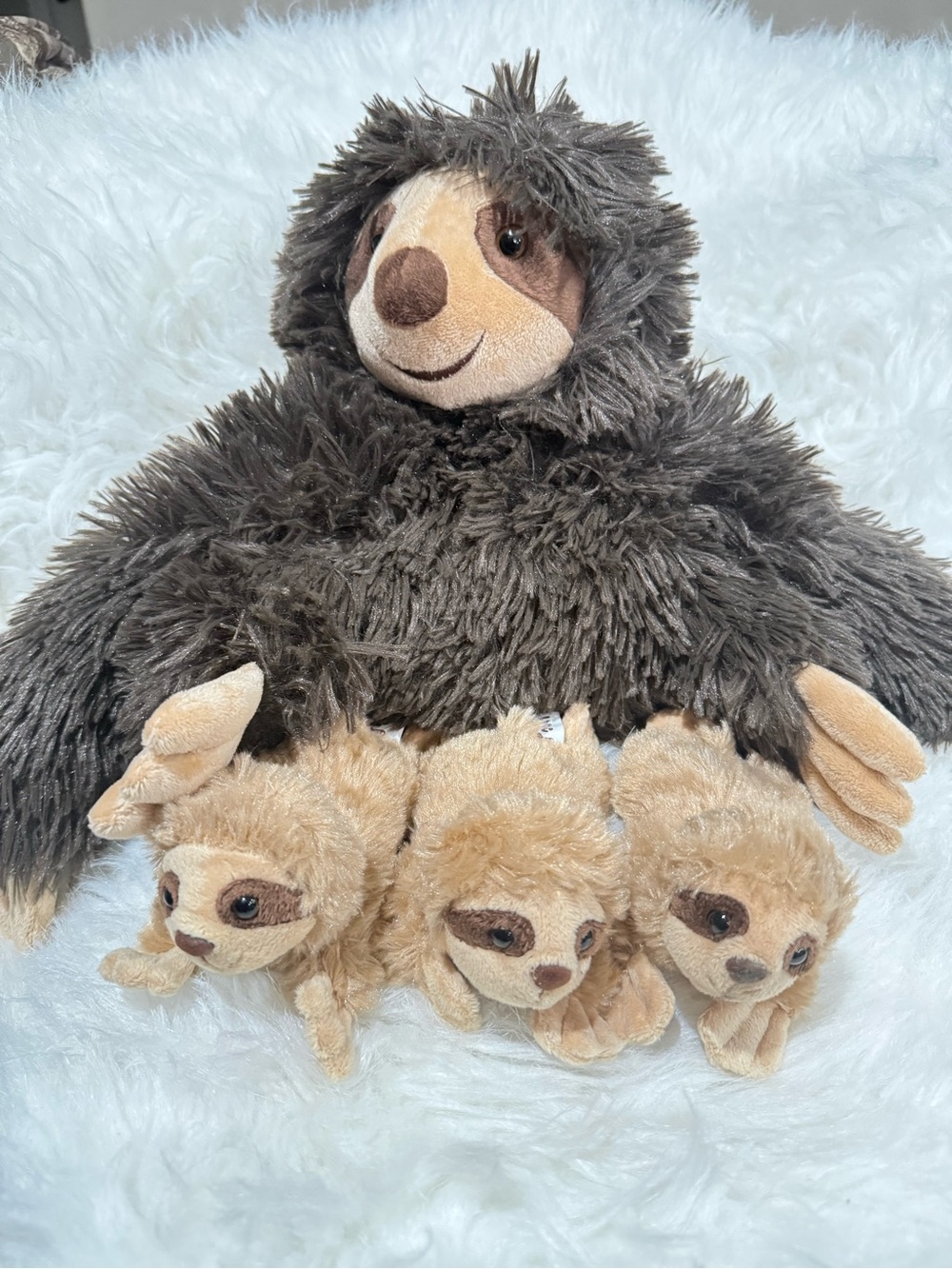 YONAKI Mama Sloth Plush Stuffed Animal & 3 Babies Mommy Baby Set Mom Of Three
